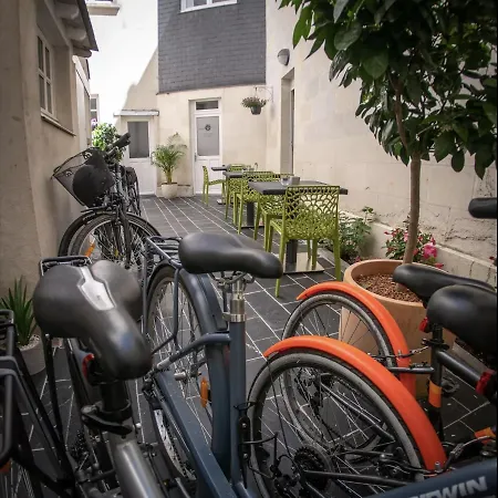 Les Lys D'or Avec Jacuzzi Lejlighed *