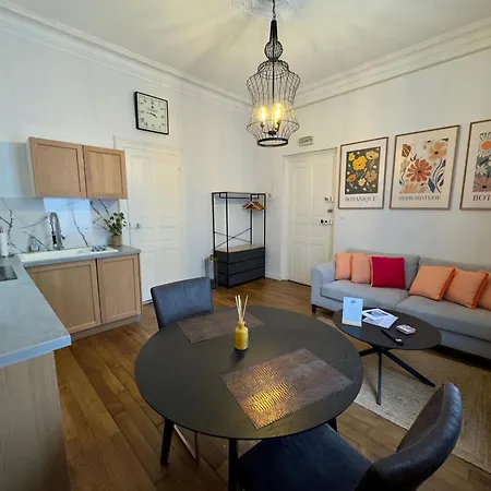 Lejlighed Les Lys D'or Avec Jacuzzi *