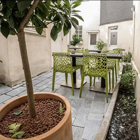 شقة Les Lys D'or Avec Jacuzzi *